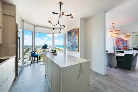 300 S Pointe Drive Miami Beach FL 33139