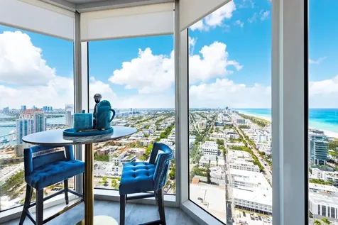 300 S Pointe Drive Miami Beach FL 33139