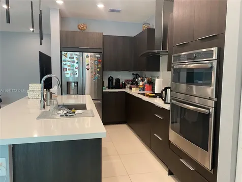 6683 NW 103rd Parkway Doral FL 33178
