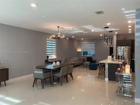 6683 NW 103rd Parkway Doral FL 33178