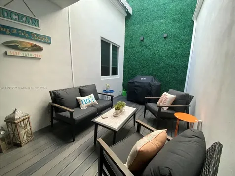 6683 NW 103rd Parkway Doral FL 33178