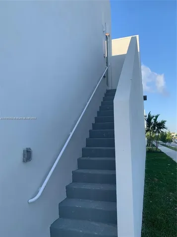 6683 NW 103rd Parkway Doral FL 33178