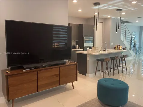 6683 NW 103rd Parkway Doral FL 33178