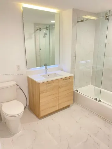 16385 Biscayne Boulevard Sunny Isles Beach FL 33160