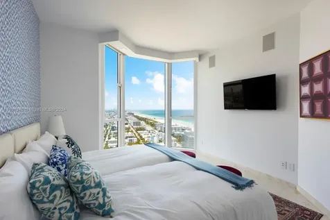300 S Pointe Drive Miami Beach FL 33139