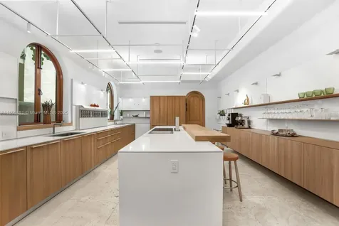 387 Ocean Boulevard Golden Beach FL 33160