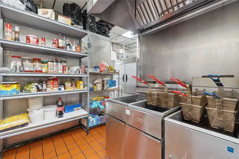 1142 N University Drive Coral Springs FL 33071