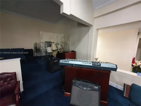 10041 W Jessamine Street Miami FL 33157