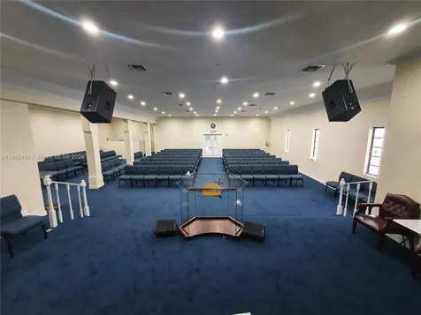 10041 W Jessamine Street Miami FL 33157