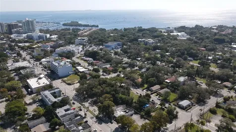 3373 Thomas Avenue Miami FL 33133