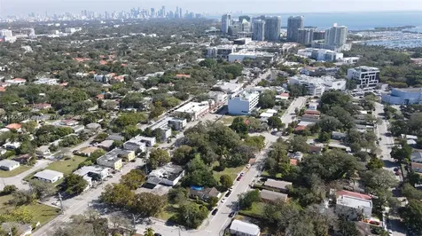 3373 Thomas Avenue Miami FL 33133