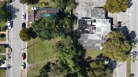 3373 Thomas Avenue Miami FL 33133