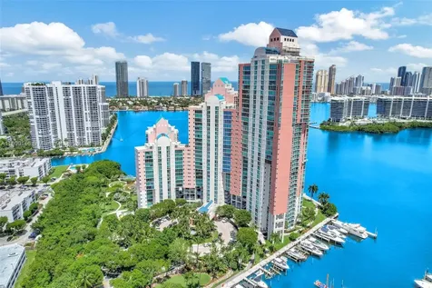 3370 Hidden Bay Drive Aventura FL 33180