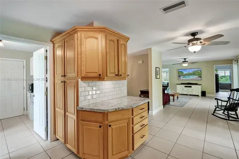 9211 NW 18th Street Coral Springs FL 33071