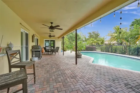 9211 NW 18th Street Coral Springs FL 33071