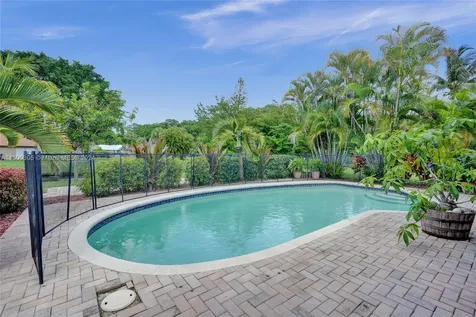 9211 NW 18th Street Coral Springs FL 33071