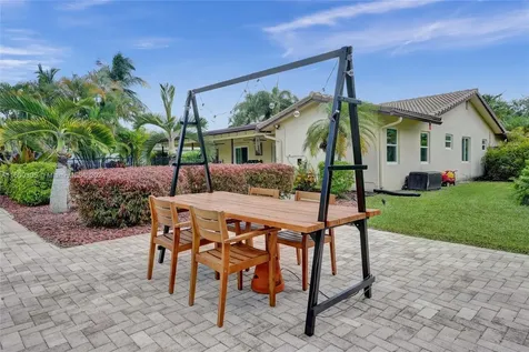 9211 NW 18th Street Coral Springs FL 33071