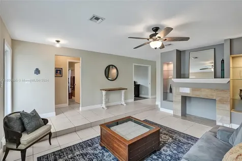 9211 NW 18th Street Coral Springs FL 33071