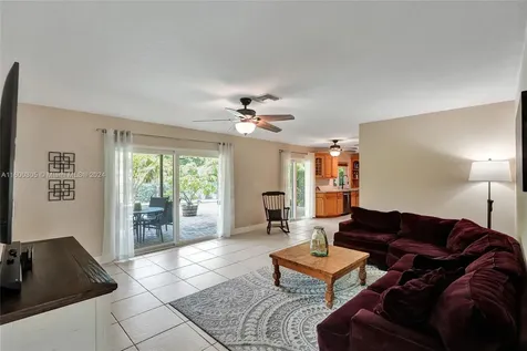 9211 NW 18th Street Coral Springs FL 33071
