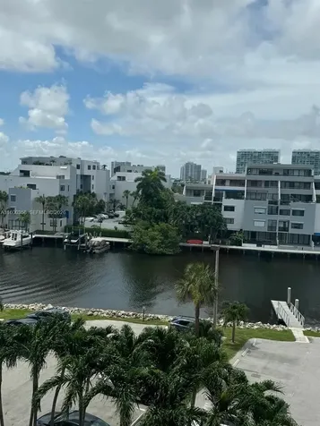 400 Kings Point Drive Sunny Isles Beach FL 33160