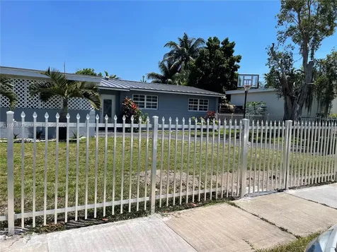 19621 NE 1st Avenue Miami FL 33179
