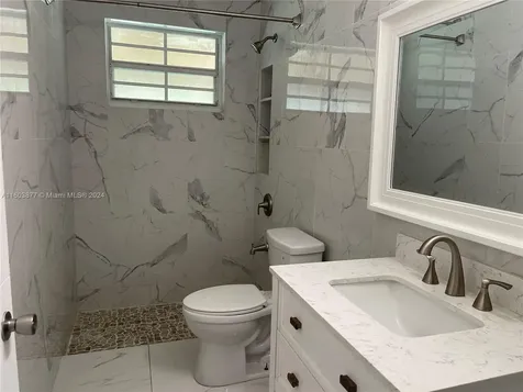 19621 NE 1st Avenue Miami FL 33179