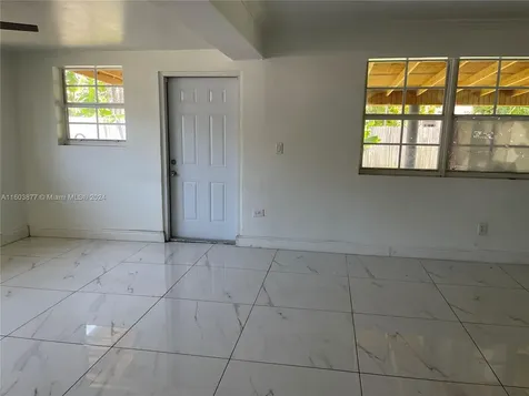 19621 NE 1st Avenue Miami FL 33179