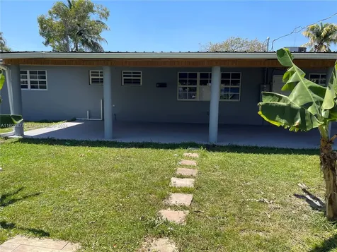 19621 NE 1st Avenue Miami FL 33179