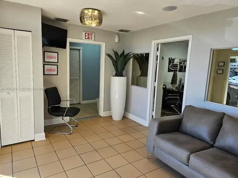 4010 E 8th Avenue Hialeah FL 33013