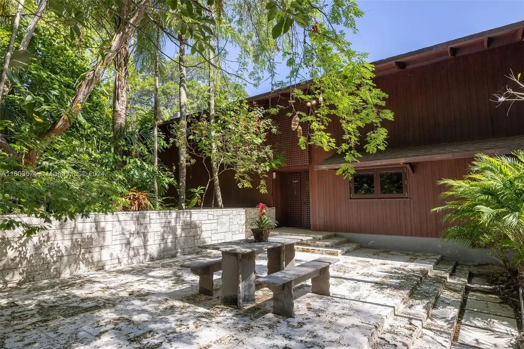 5005 Hammock Park Drive Coral Gables FL 33156