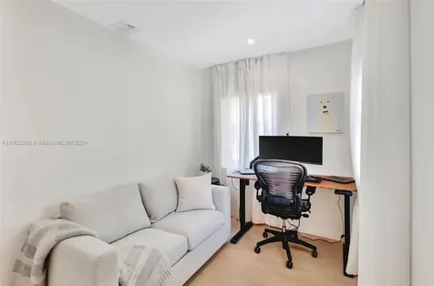 2315 Overbrook Street Miami FL 33133
