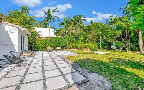 2315 Overbrook Street Miami FL 33133