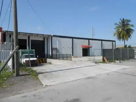 3380 NW 69th Street Miami FL 33147