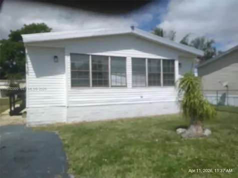 35250 SW 177 Court Unit 136 Homestead FL 33034