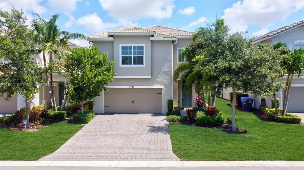 4729 Greenway Drive Hollywood FL 33021