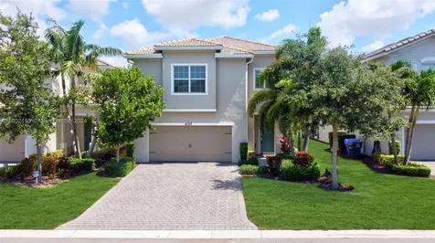 4729 Greenway Drive Hollywood FL 33021