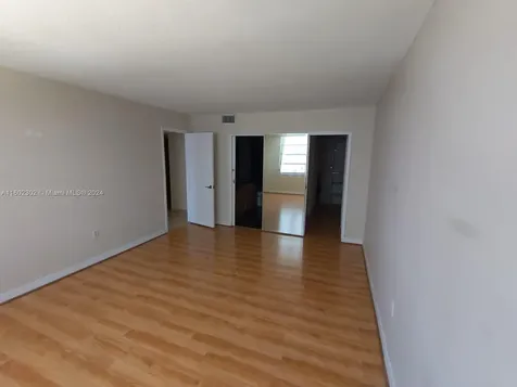 2780 NE 183rd Street Aventura FL 33160