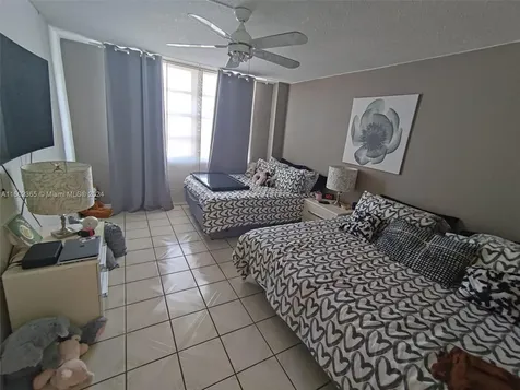 2780 NE 183rd Street Aventura FL 33160