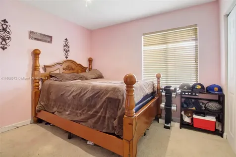 9423 SW 226th Terrace Cutler Bay FL 33190
