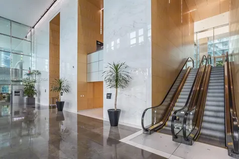 1395 Brickell Avenue Miami FL 33131