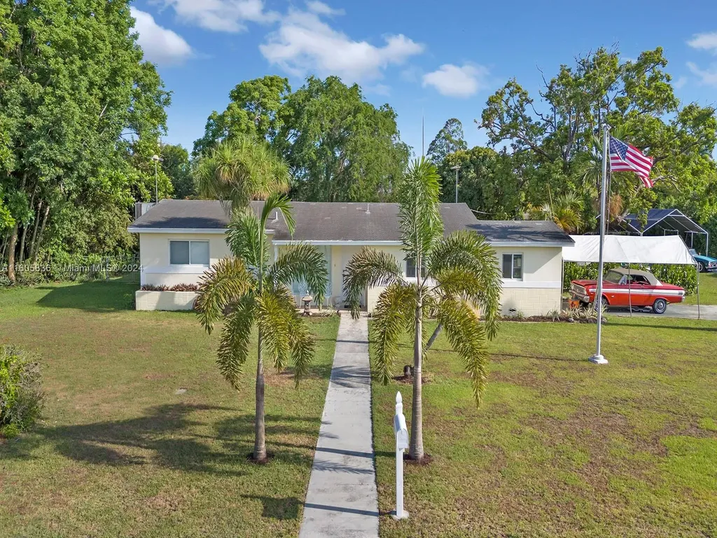 17330 SW 300th Street Homestead FL 33030