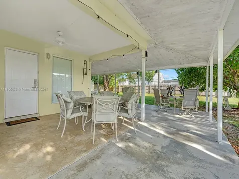 17330 SW 300th Street Homestead FL 33030