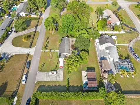 17330 SW 300th Street Homestead FL 33030