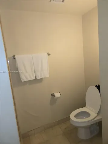 18001 Collins Avenue Sunny Isles Beach FL 33160