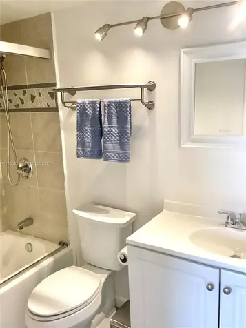 681 S Hollybrook Drive Pembroke Pines FL 33025