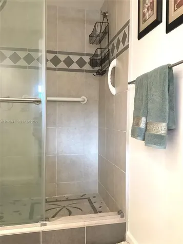 681 S Hollybrook Drive Pembroke Pines FL 33025