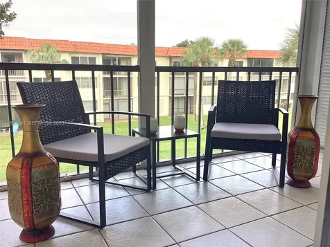 681 S Hollybrook Drive Pembroke Pines FL 33025