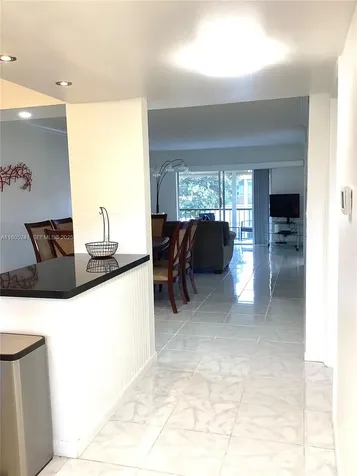 681 S Hollybrook Drive Pembroke Pines FL 33025