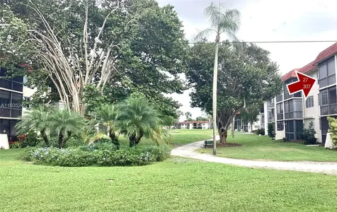 681 S Hollybrook Drive Pembroke Pines FL 33025