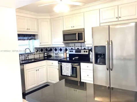 681 S Hollybrook Drive Pembroke Pines FL 33025